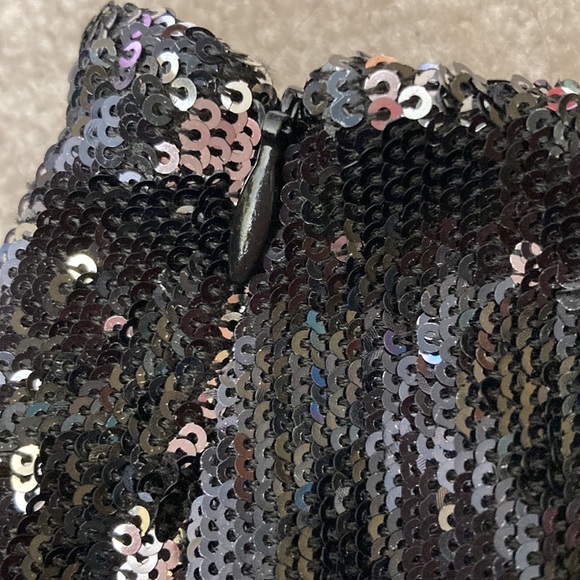 French connection size 2 sequinned mini skirt new and unworn - Picture 4 of 4
